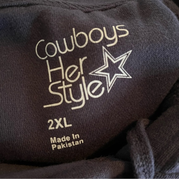 NWOT Dallas Cowboys Hoodie - Picture 5 of 6
